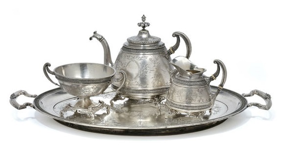 старинное антикварное столовое серебро чайник чаша молочник поднос