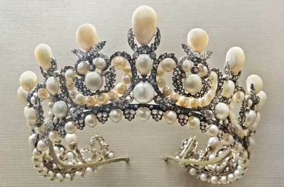 антикварное украшение старинный жемчуг корона